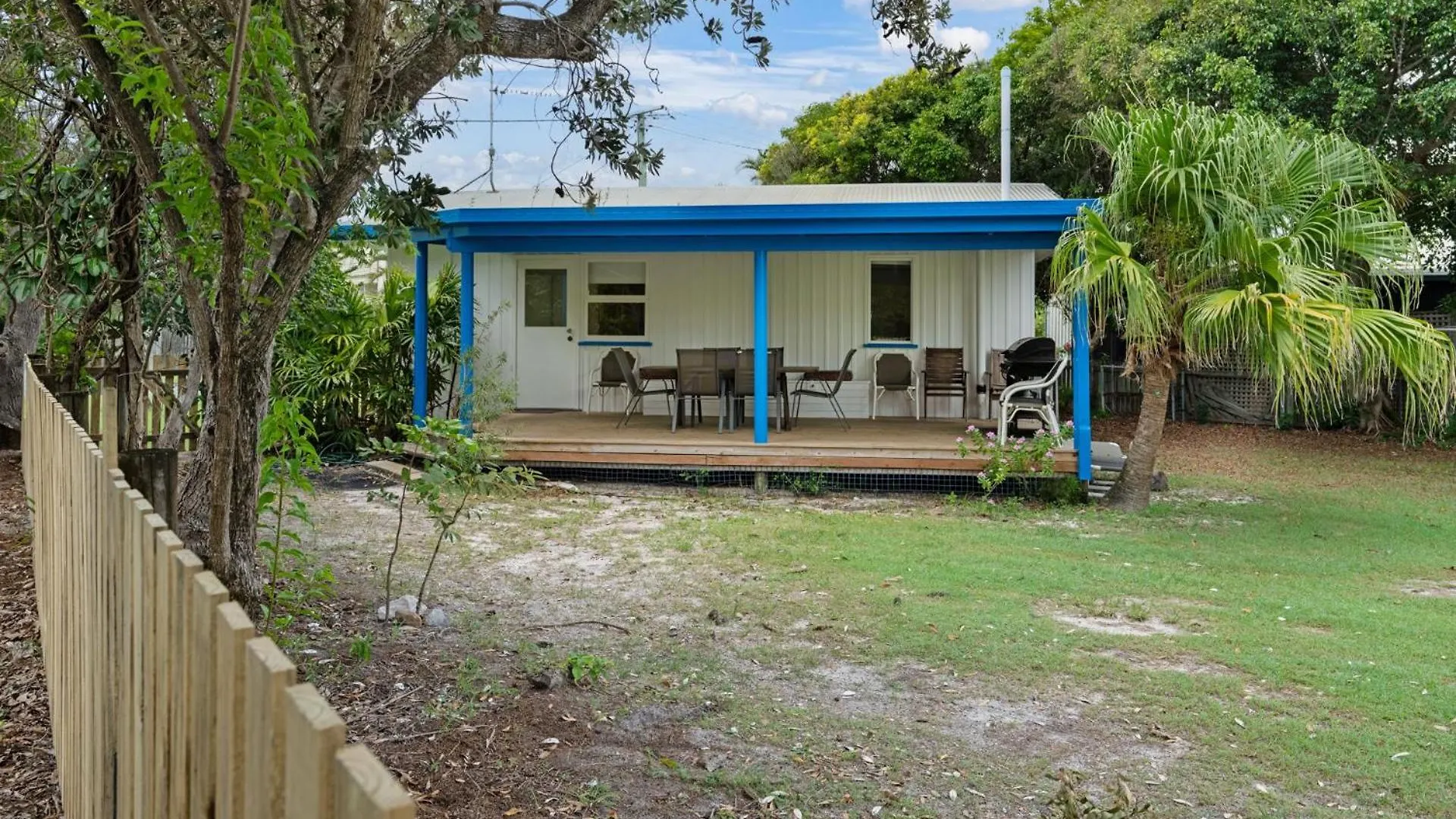 The Shack Rainbow Beach - Pets Welcome - Fully Fenced - Close To Beach 0*,